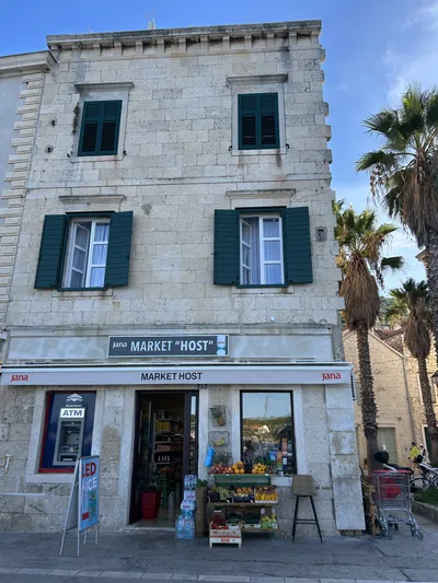 Vitorlázás a Balatonon és Adrián