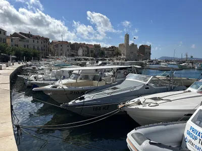 Vitorlázás a Balatonon és Adrián